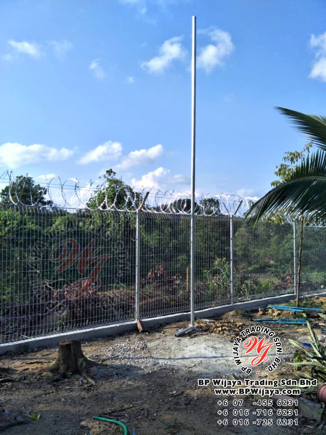 bp wijaya trading sdn bhd security fence project ulu tiram johor malaysia galvanized fence and galvanized razor barbed wire a002